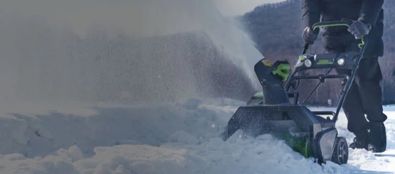 Comment choisir une souffleuse à neige? - BMR